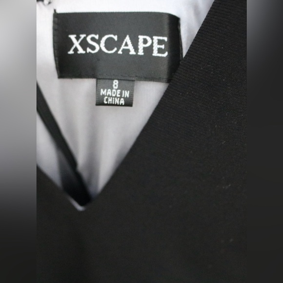 Xscape Women's Side-Slit Gown- Size 8 - Picture 4 of 7